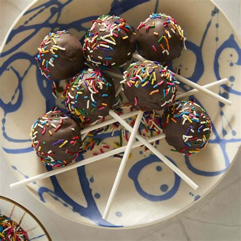 15 Showstopping Treats That Will Win the Bake Sale.